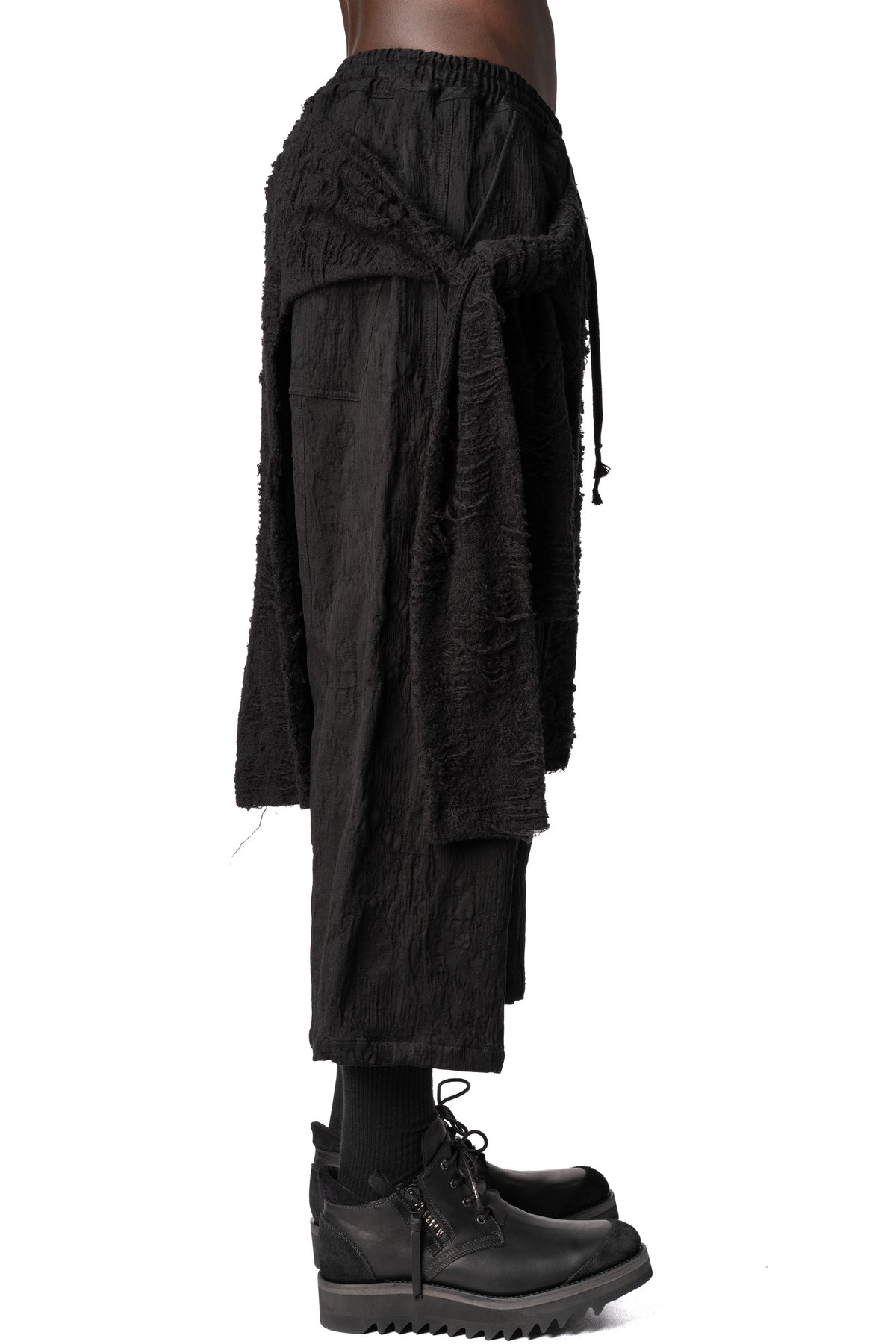 Distressed jacquard apron-front wide-leg cropped trousers, Black