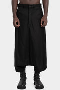 Julius_7 | AW25 - Drop crotch cropped suit pants, 917PAM10