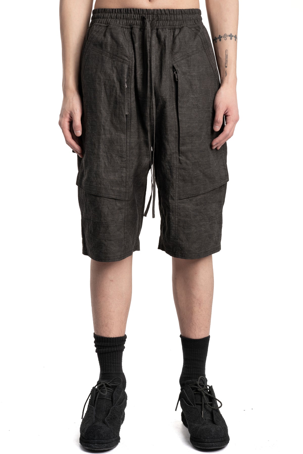 Blackmerle | SS26 - Ink-Coated Flax Trousers, 261-B01-500IC