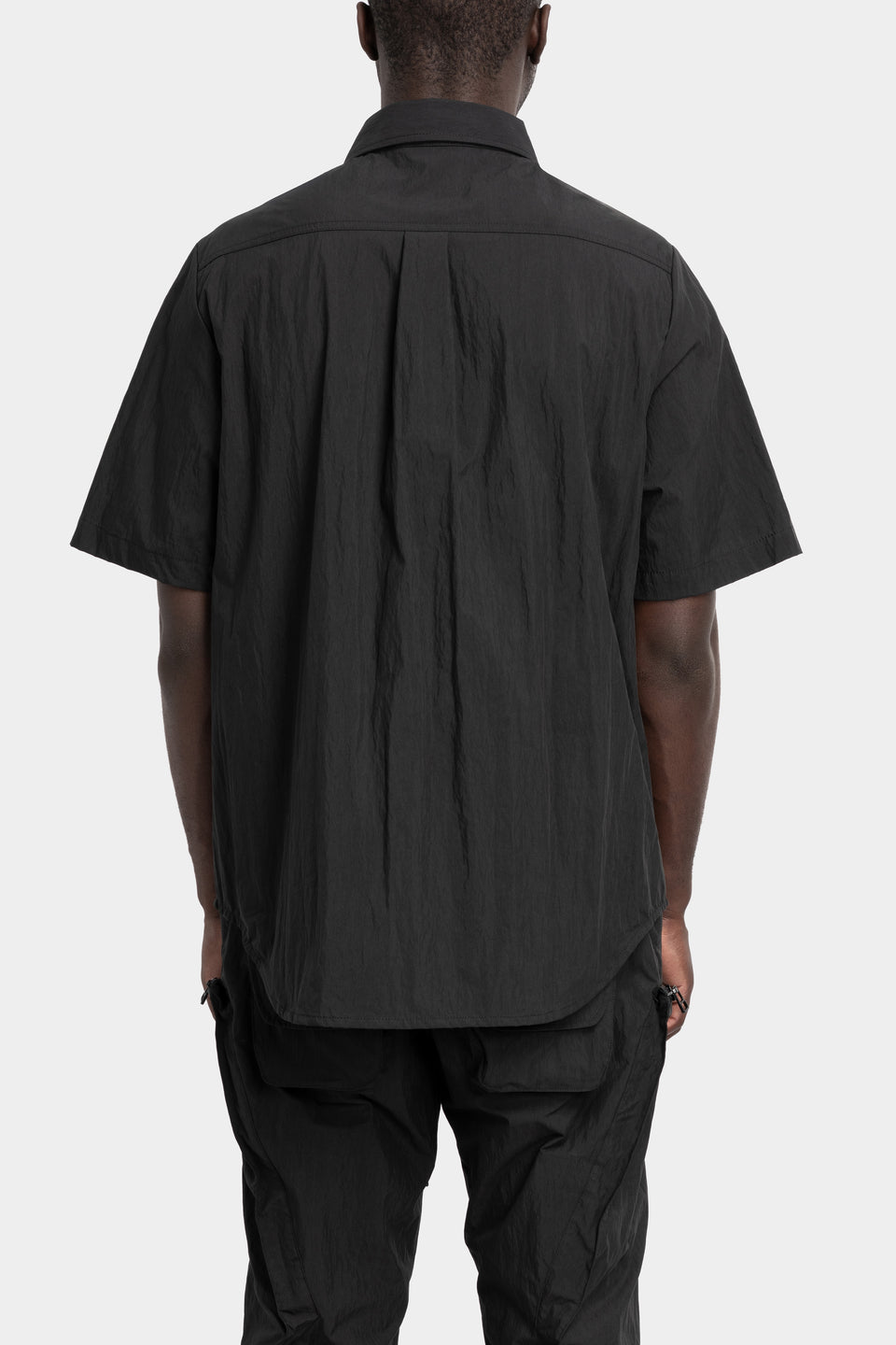 Stacked texture cargo short sleeve shirt