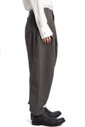 Pleated pants