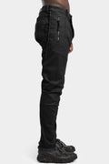 External seams jeans, Leather effect