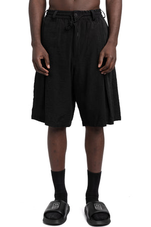 Y-3 | SS26 - Pleat shorts, KS7639, front view on model