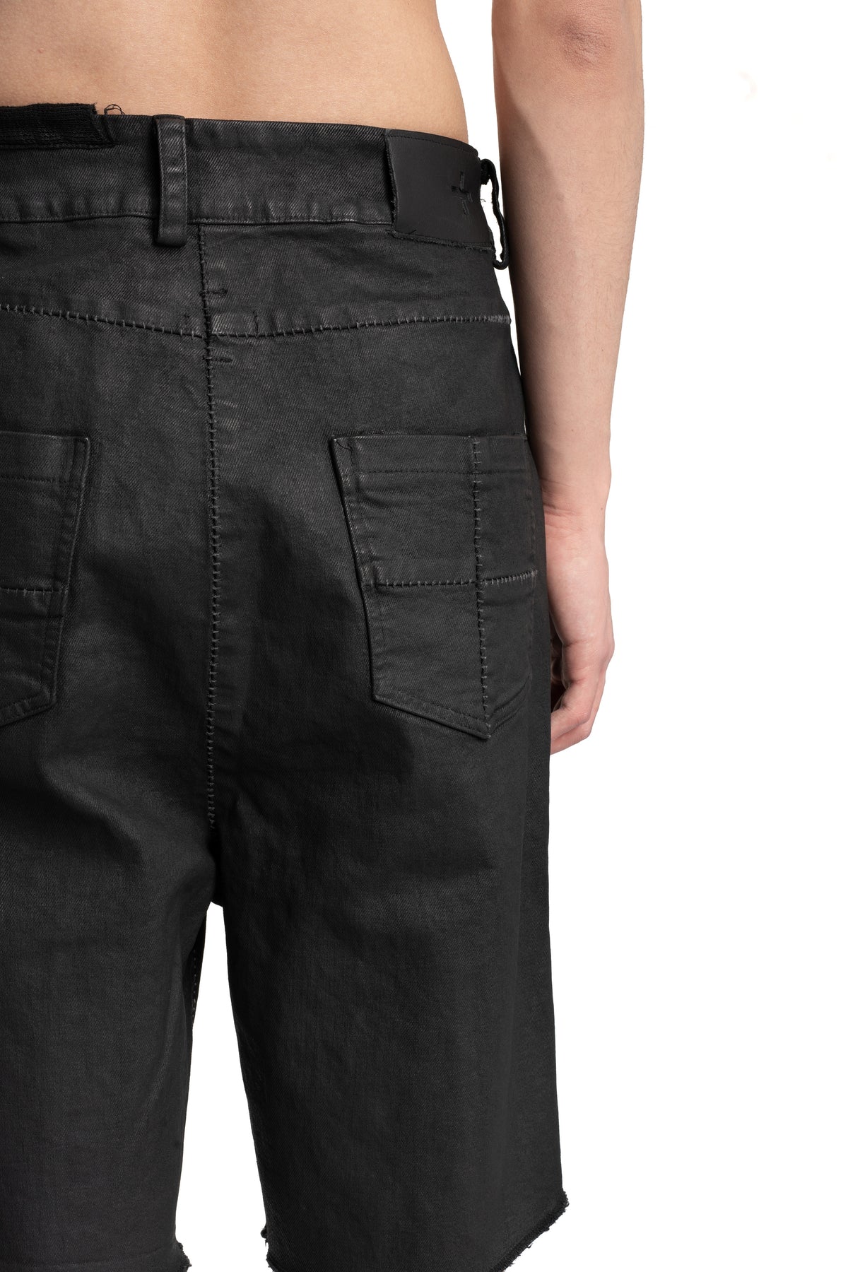 MD75 | SS26 - Cracked Coated Denim Shorts, MD13285