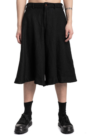 Comme des Garçons Homme Plus | SS26 - Hopsack balloon shorts P038