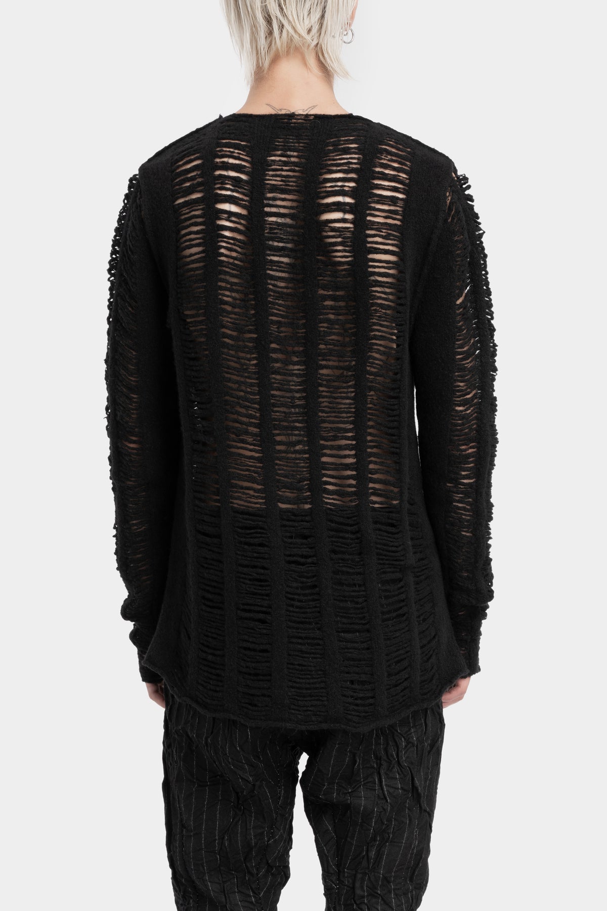 Masnada | AW25 - Laddered knit sweater M35A02