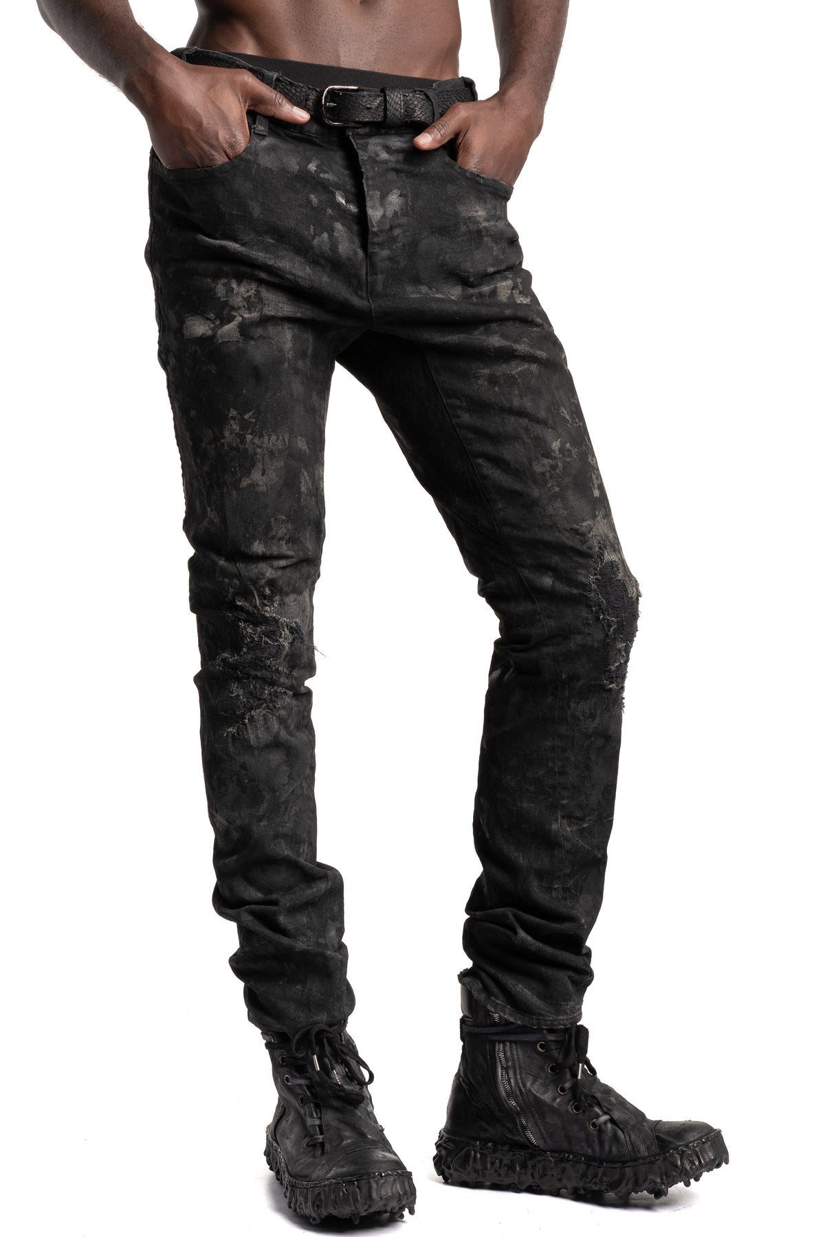 D.Hygen | SS26 - Garment-Dyed Stretch Denim Straight Slim Pants, ST107-0426S