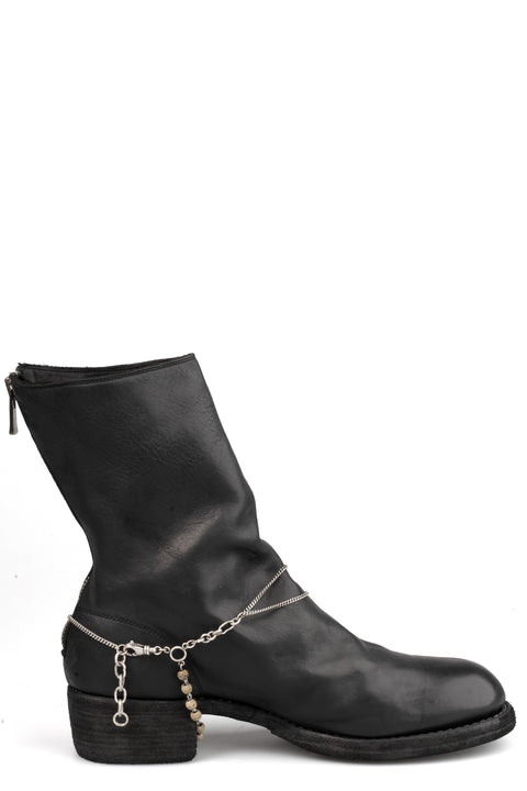Certain Pace | Boot chain, shot on table