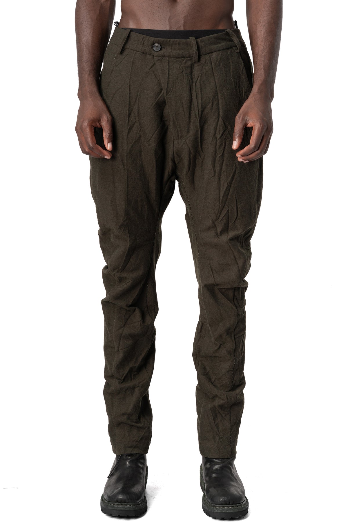 Masnada | AW26 - Wool and linen baggy stitched trousers, Mocha M3733, front view on model