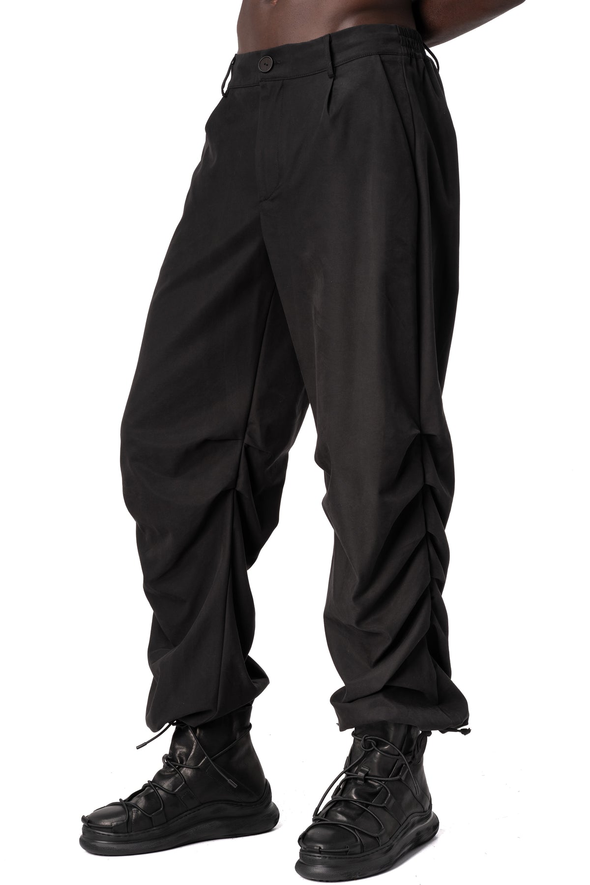 La Haine Inside Us | AW26 - Comfort fit lyocell trousers, M1300