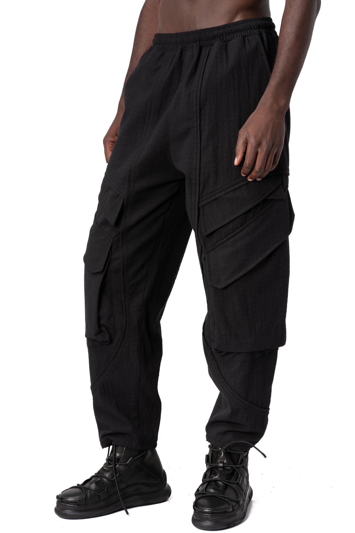 La Haine Inside Us | AW26 - Textured cotton cargo trousers, M1363