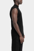 Sleeveless merino wool jumper