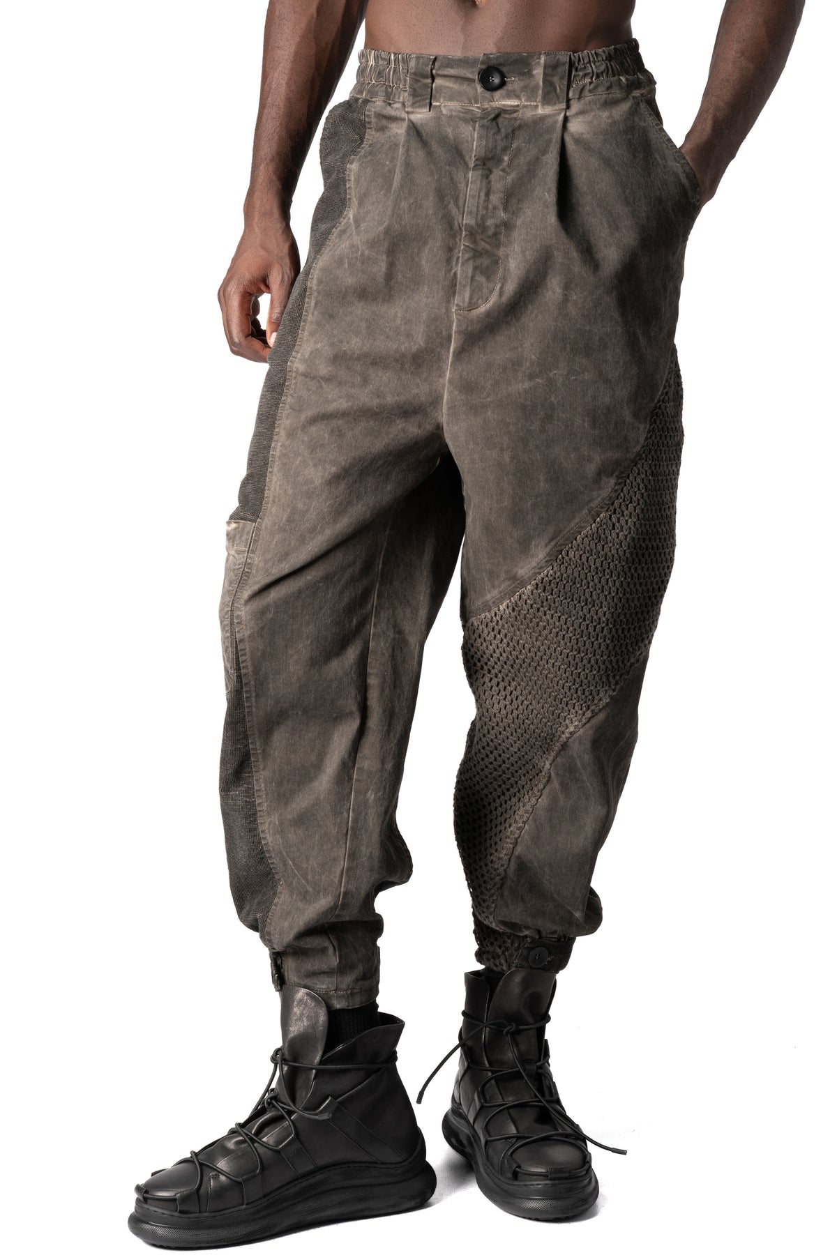 La Haine Inside Us | AW26 - Oversized meshcore cargo trousers, Mud M1318