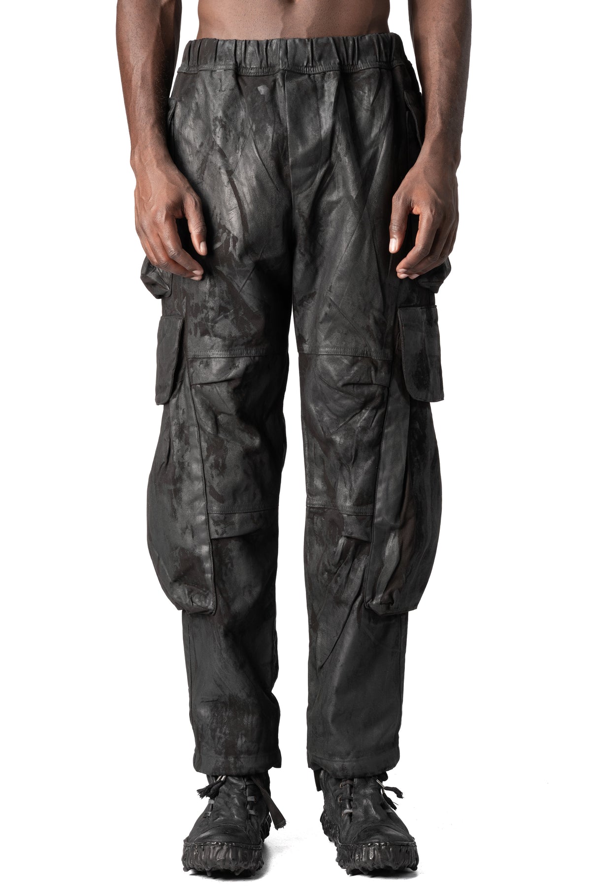 La Haine Inside Us | AW26 - Coated cotton stretch cargo trousers M1309