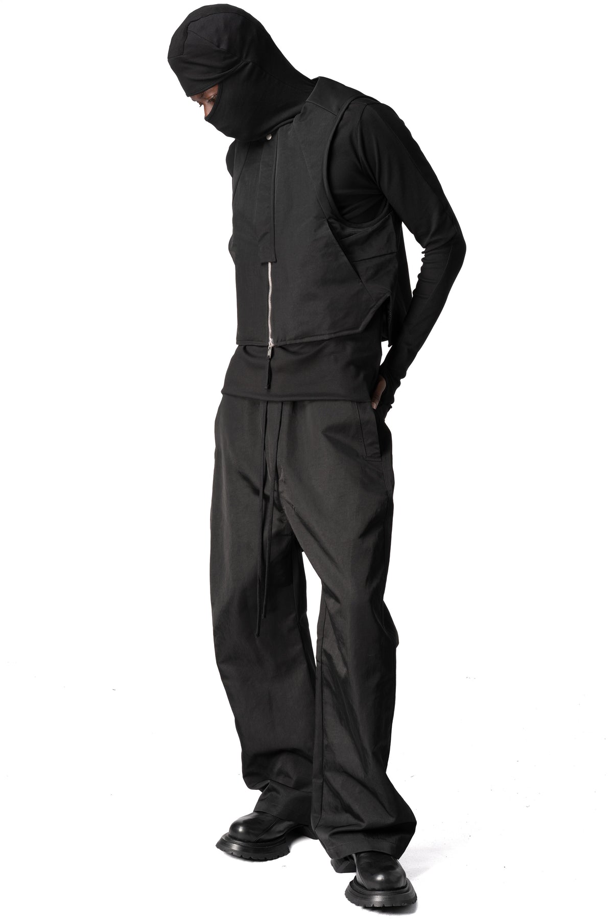 Thom Krom | AW26 - Woven shell vest, MJ92
