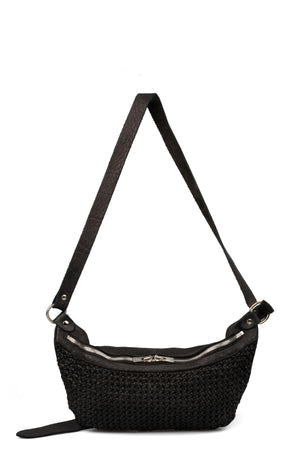 Guidi | Braided leather bag | Q10M_WO02, front view on model