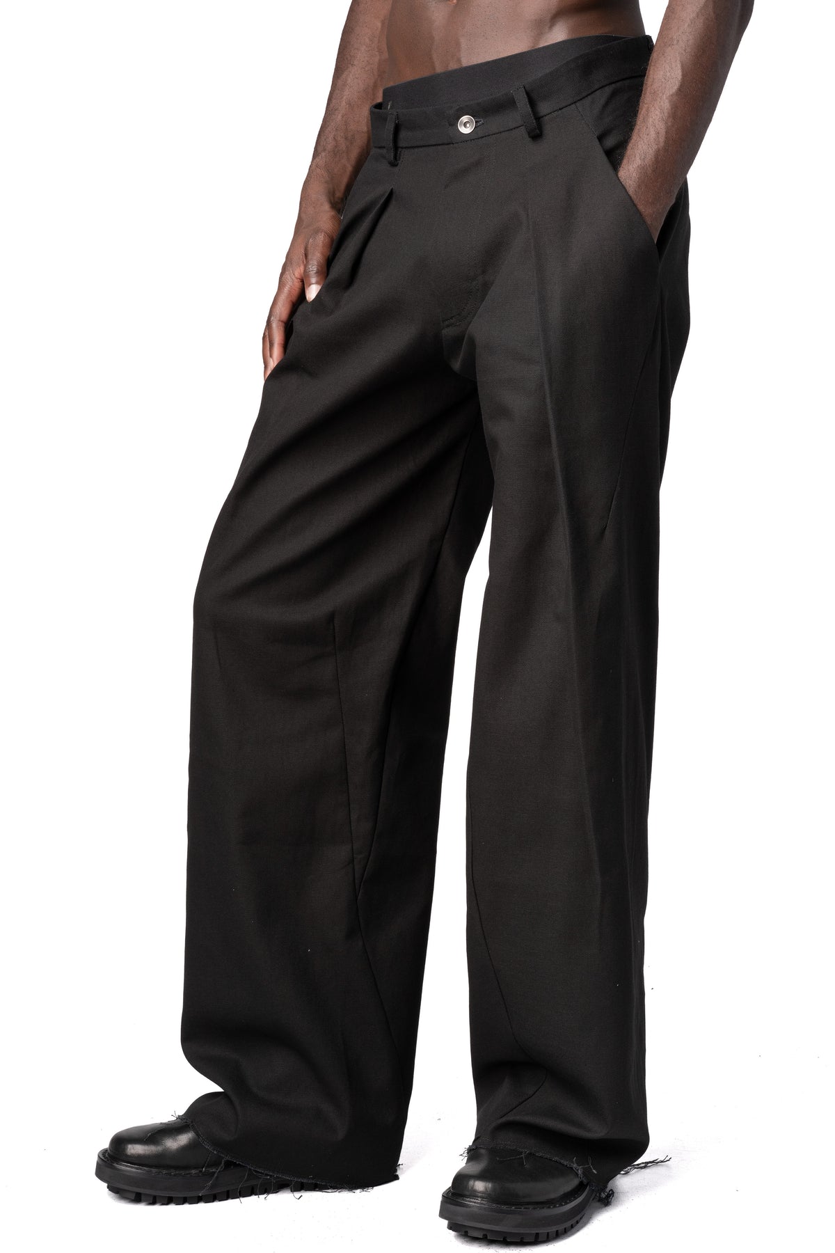 LEB Leon Emanuel Blanck | AW26 - Cotton canvas fold pants, K03-FOP-CC