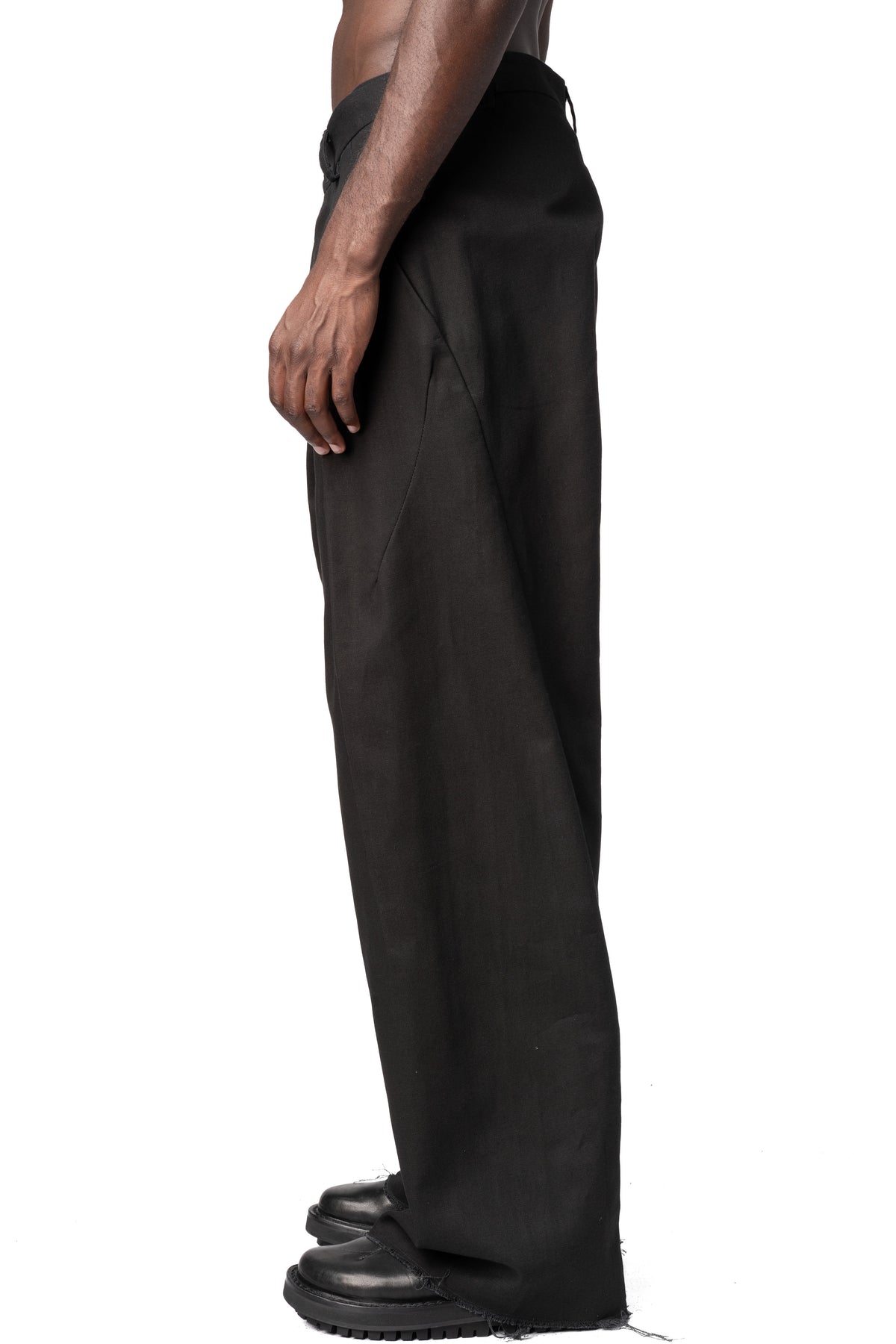 LEB Leon Emanuel Blanck | AW26 - Cotton canvas fold pants, K03-FOP-CC