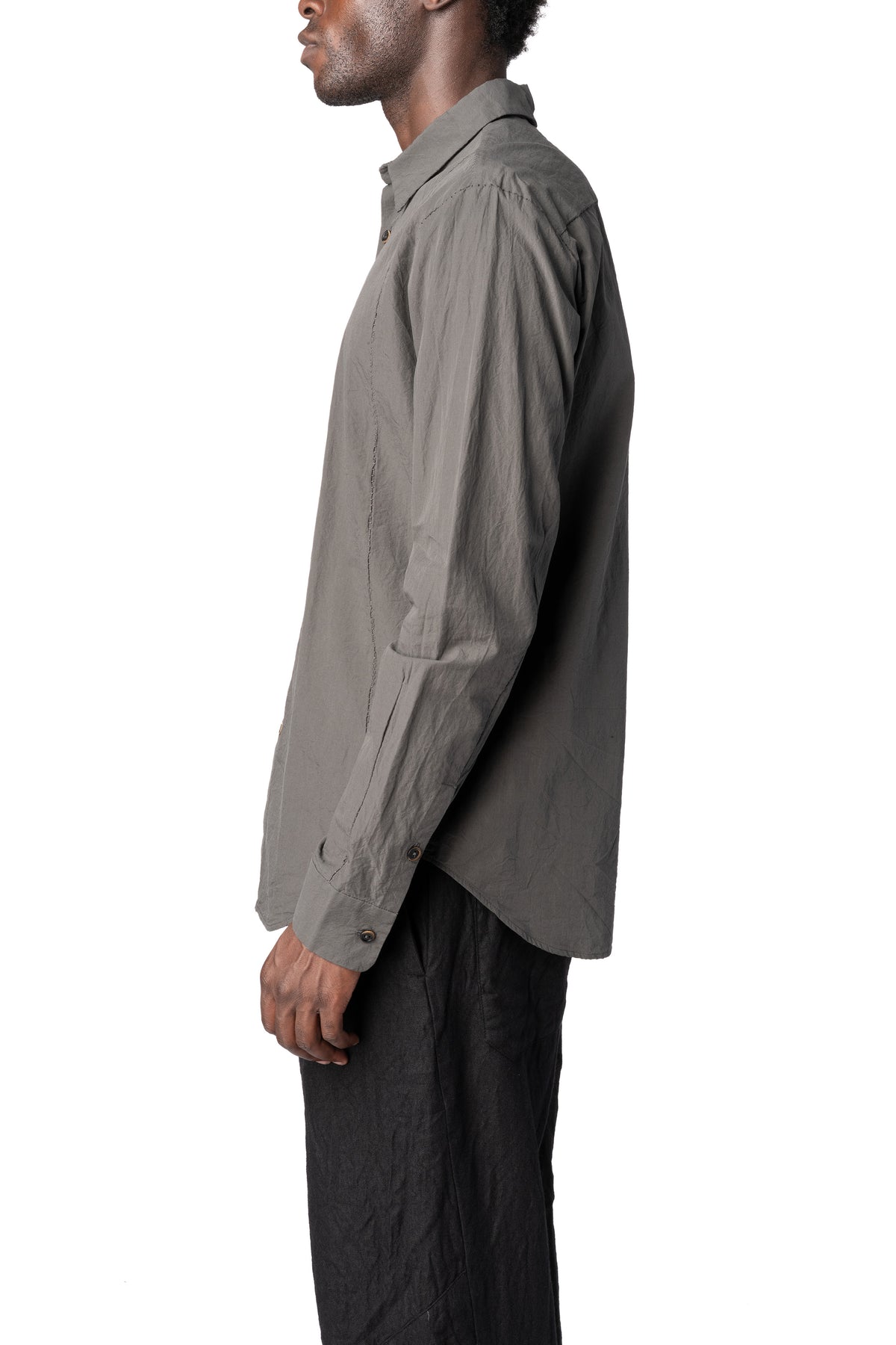 Forme D'Expression | AW26 - Slim sutured cotton shirt, Carbon US038