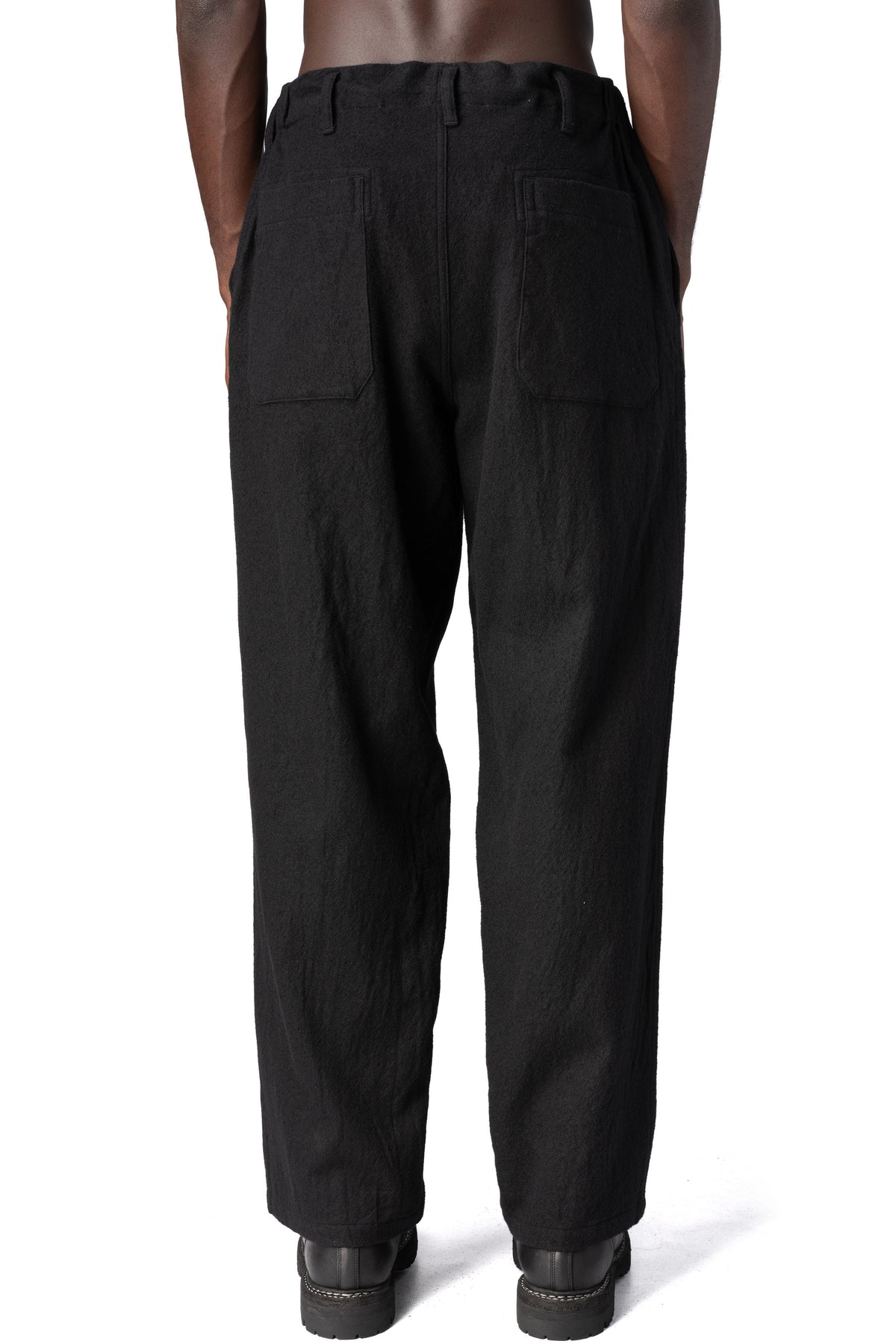 Y's Yohji Yamamoto | AW26 - Shrink wool patch pocket pants, Black MW-P70-101
