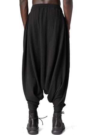 La Haine Inside Us | AW26 - Oversized low-crotch embossed fleece trousers, Black M1337