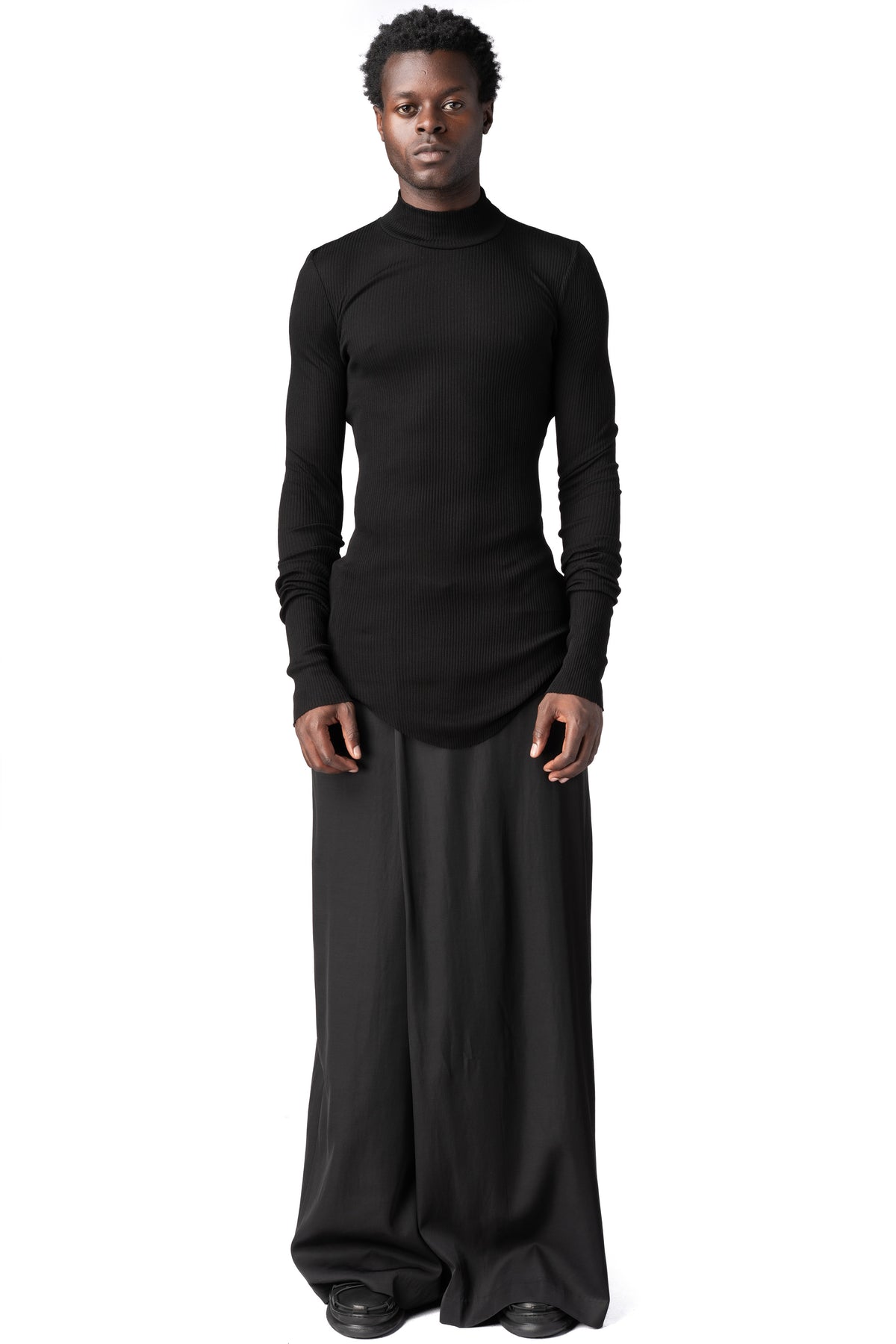 Julius_7 | AW26 - Ribbed high neck long sleeve top, Black 957CUM5