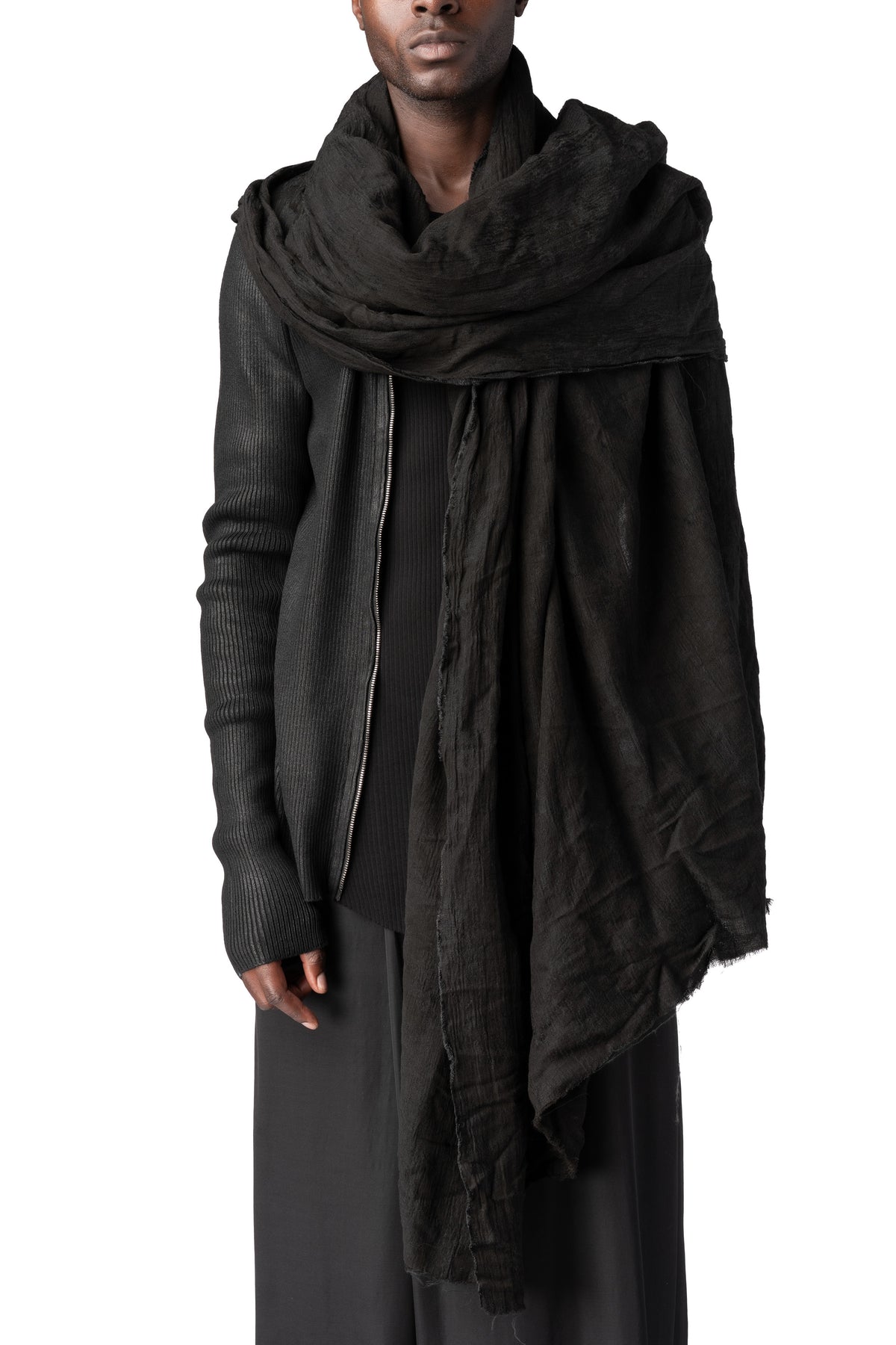 Julius_7 | AW26 - Camouflage jacquard stole, Black 957STU1, front view