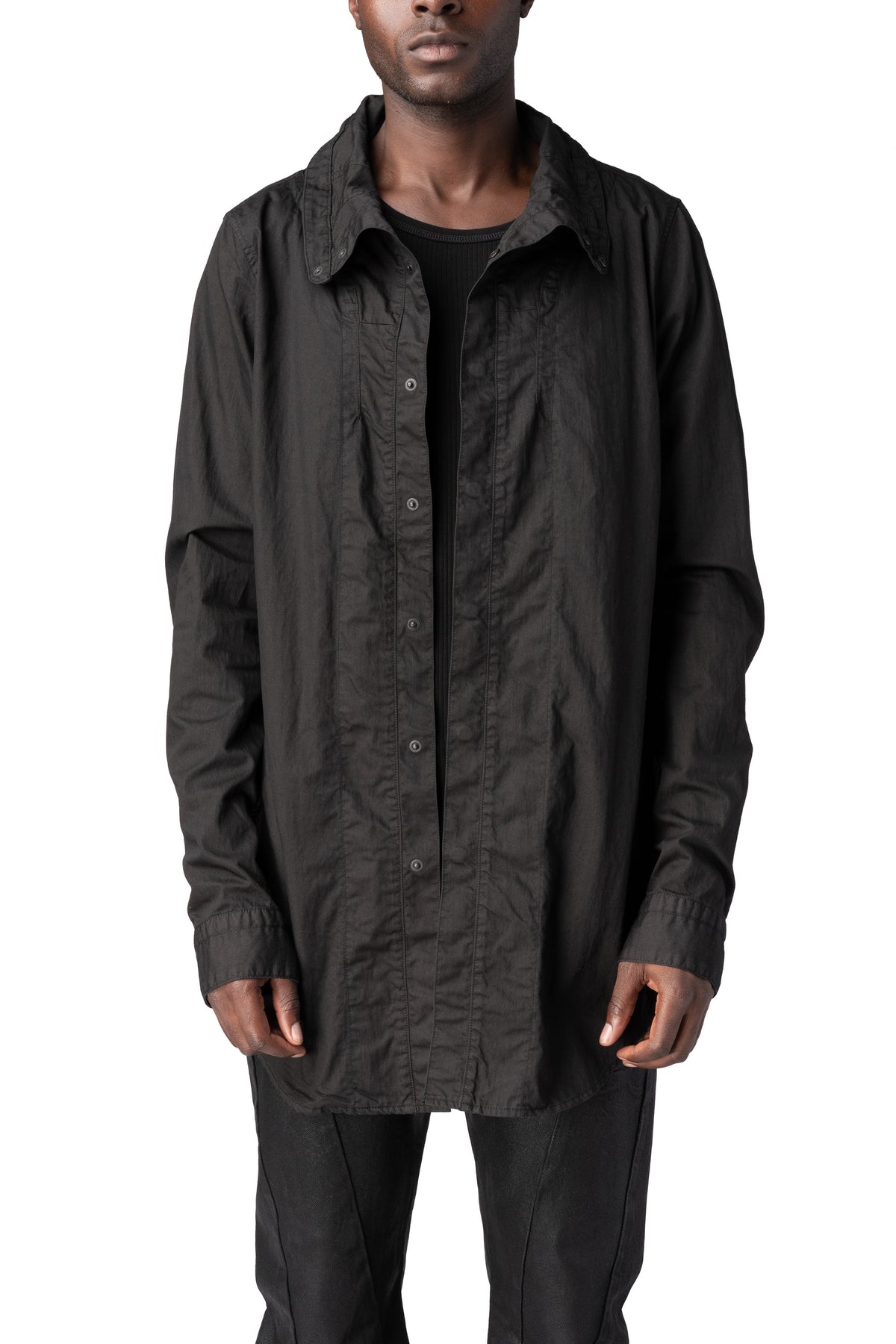 Julius_7 | AW26 - High collar twill shirt, Black 957SHM1