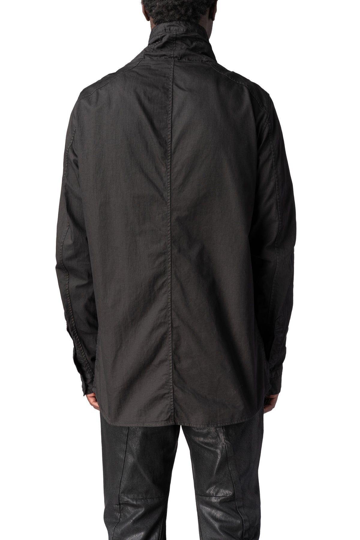 Julius_7 | AW26 - High collar twill shirt, Black 957SHM1
