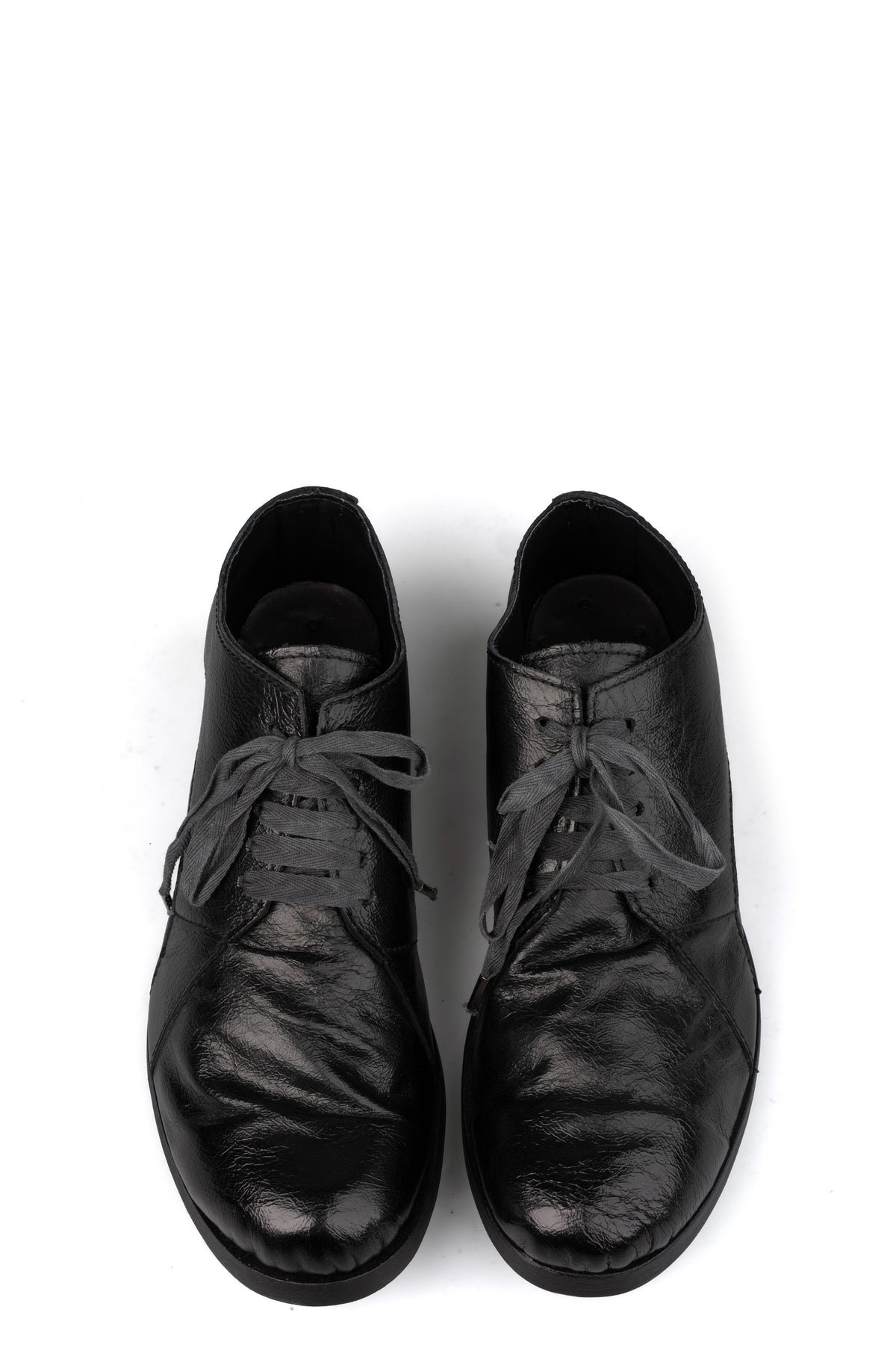 Wrinkled calfskin derbies