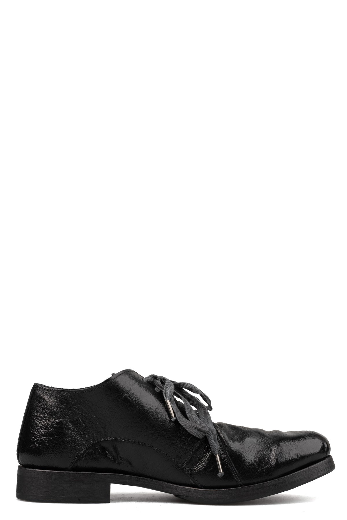 Wrinkled calfskin derbies