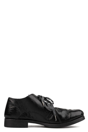 Wrinkled calfskin derbies