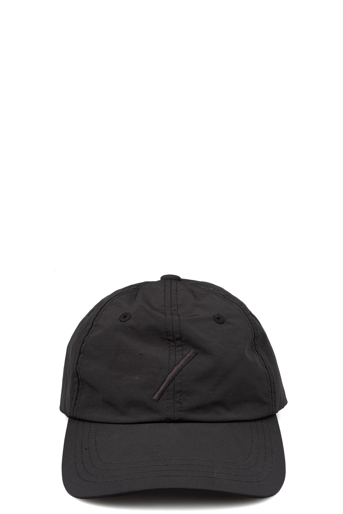 Technical woven cap