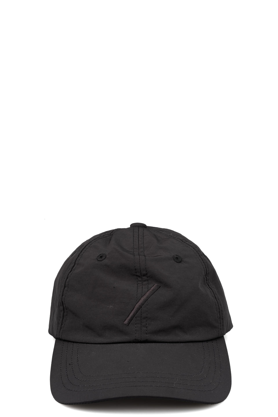 Technical woven cap