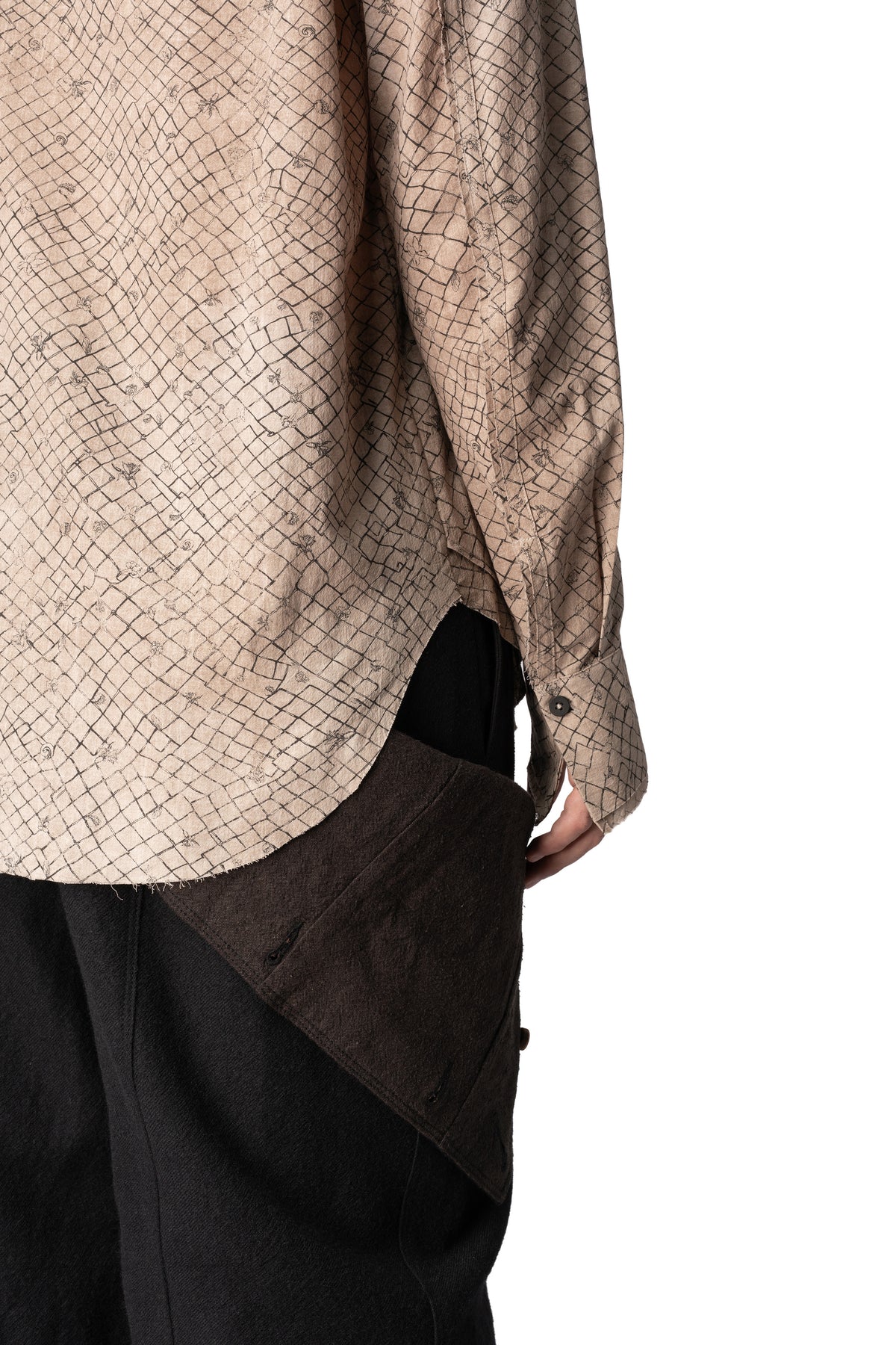 Screen print removable collar shirt
