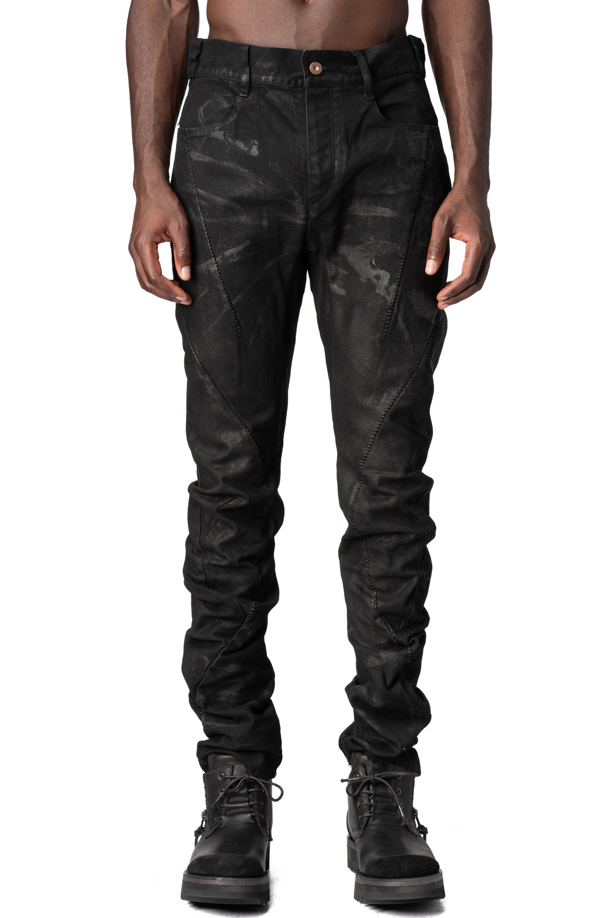 Coated stretch denim overlock twisted curved trousers, Black