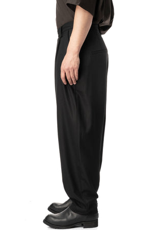 Cross stitch slanted pleat pants