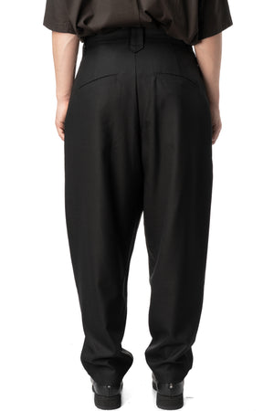 Cross stitch slanted pleat pants