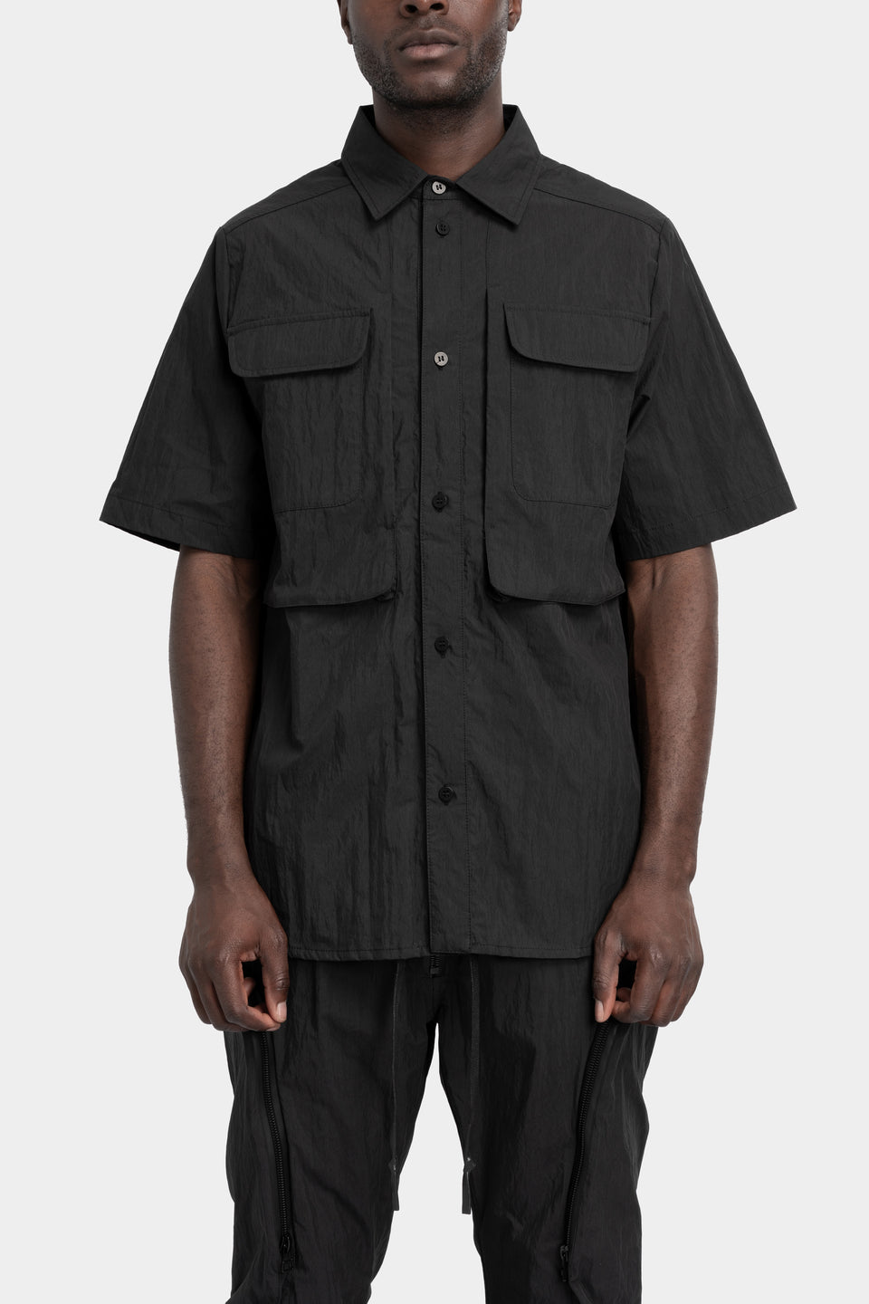 Stacked texture cargo short sleeve shirt