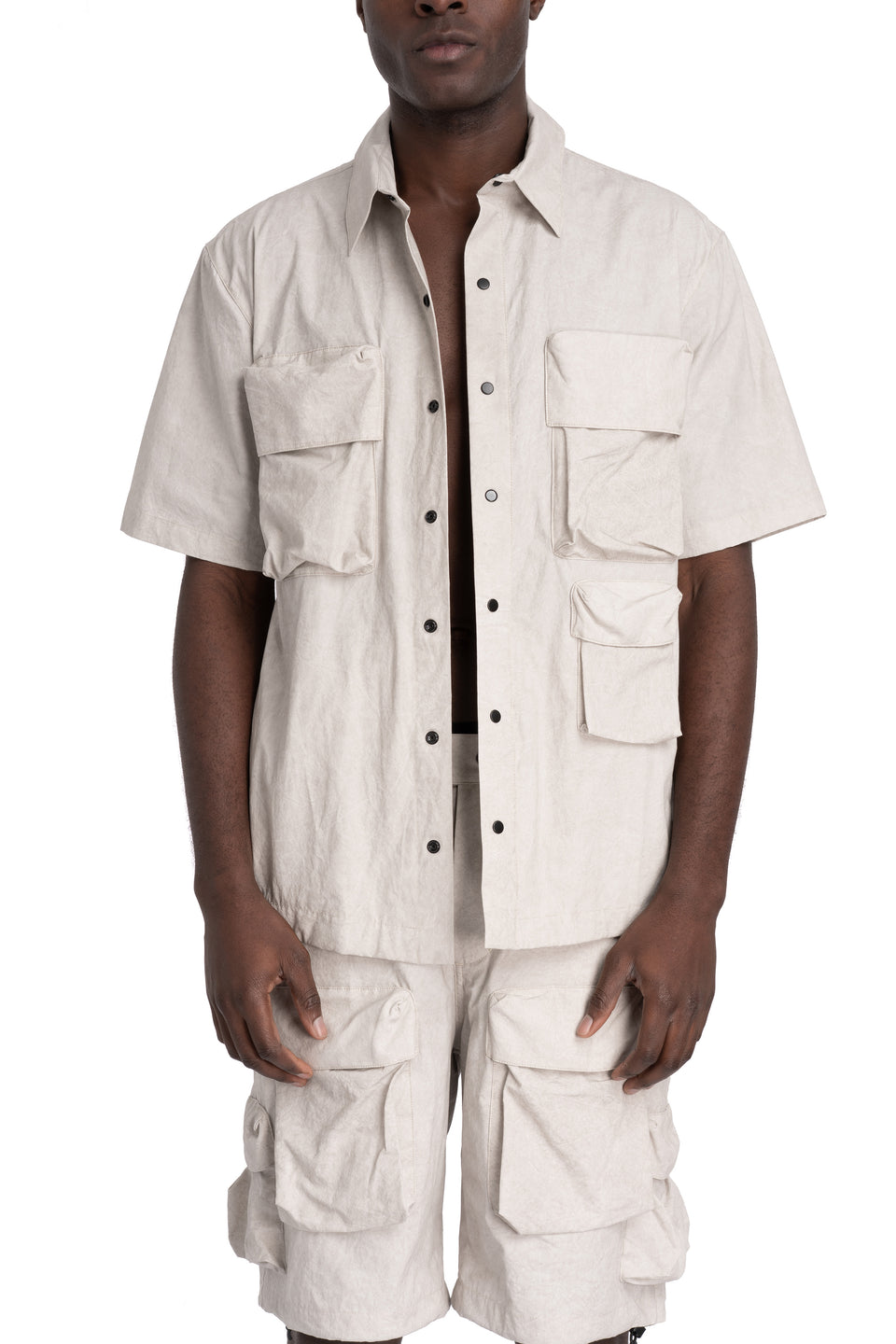 Snap up short sleeve shirt