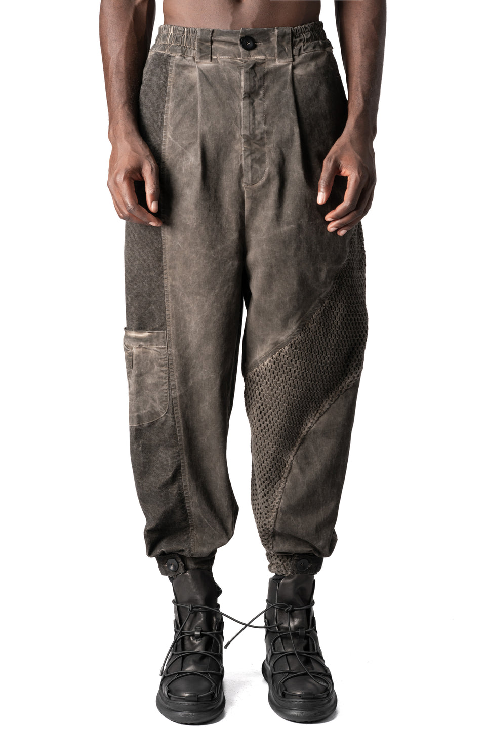 Oversized meshcore cargo trousers, Mud