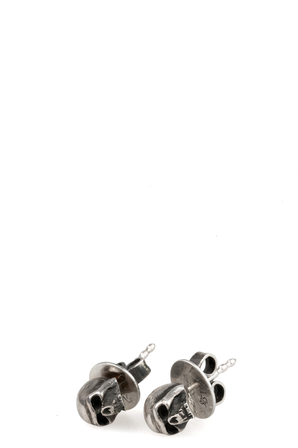 Skull stud earrings